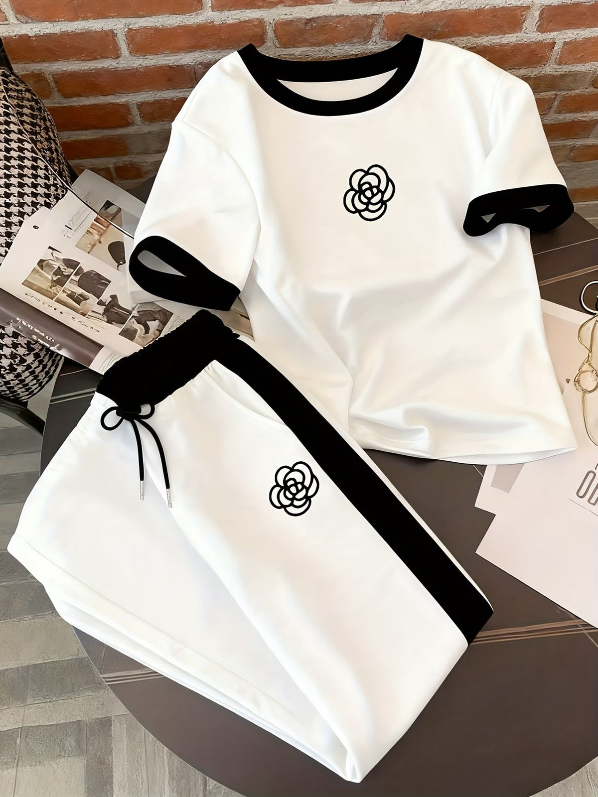 Contrast Trim Sweater and Wide-Leg Pants Co-Ord Set