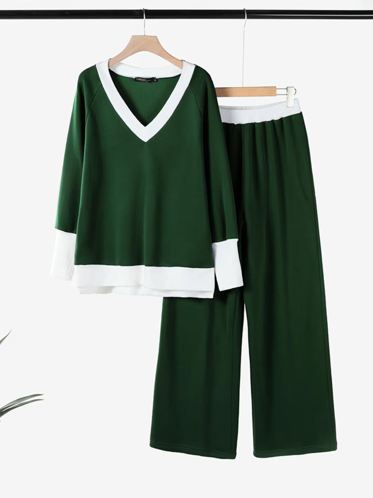 Contrast Trim Sweater and Wide-Leg Pants Co-Ord Set